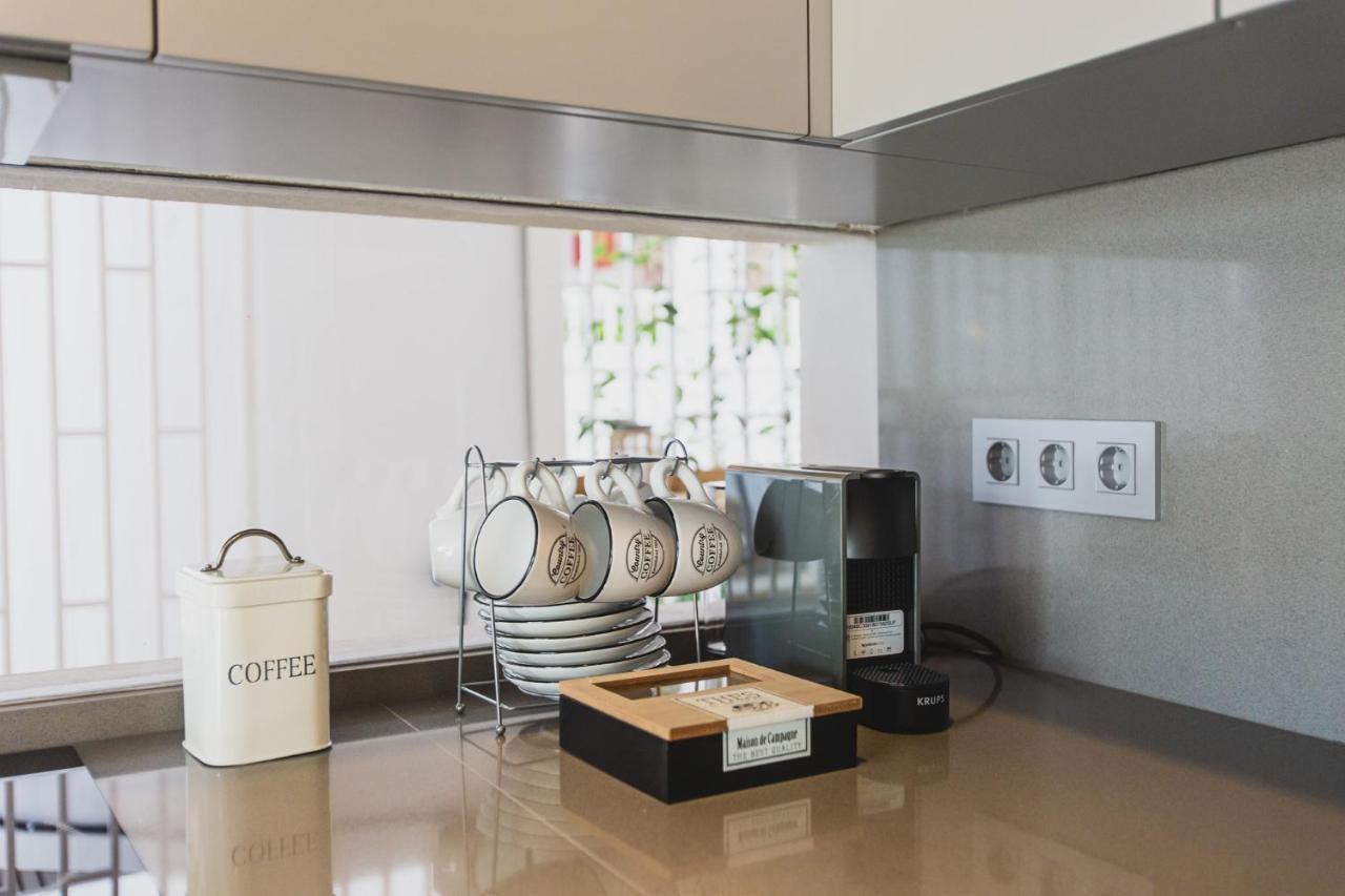 Casa Plaza Salvador Apartment เซบีญา ภายนอก รูปภาพ