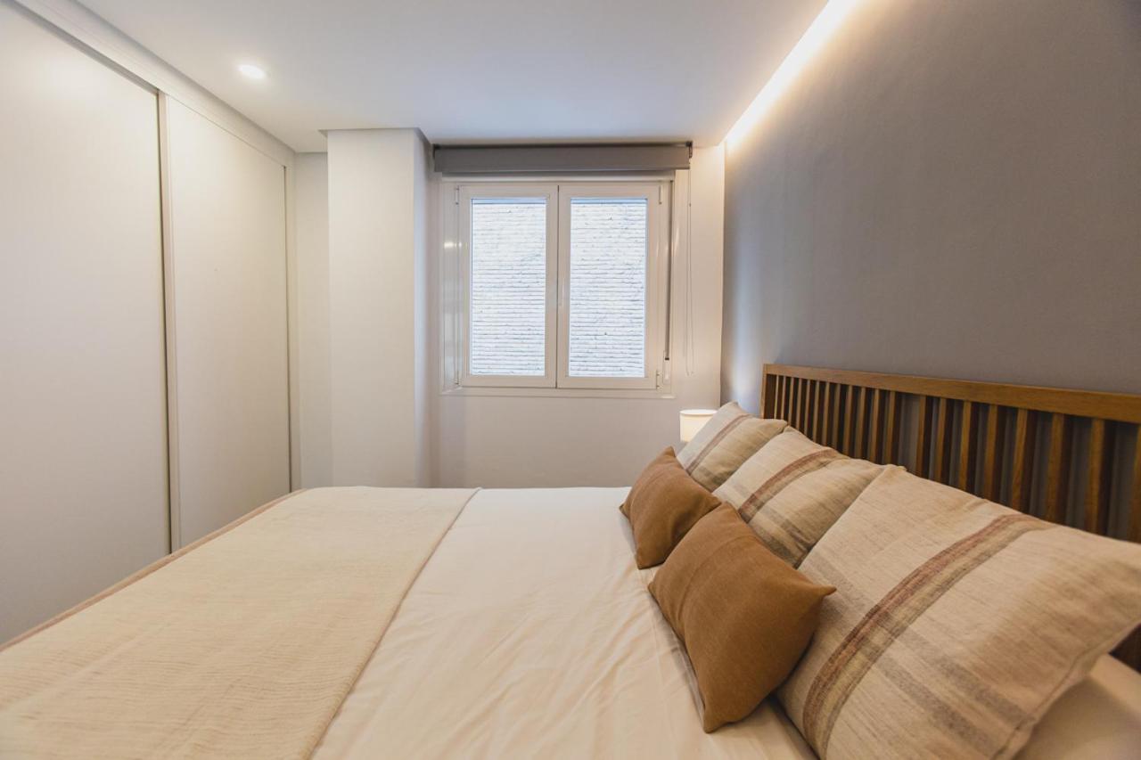Casa Plaza Salvador Apartment เซบีญา ภายนอก รูปภาพ
