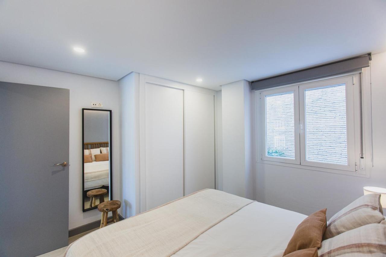 Casa Plaza Salvador Apartment เซบีญา ภายนอก รูปภาพ