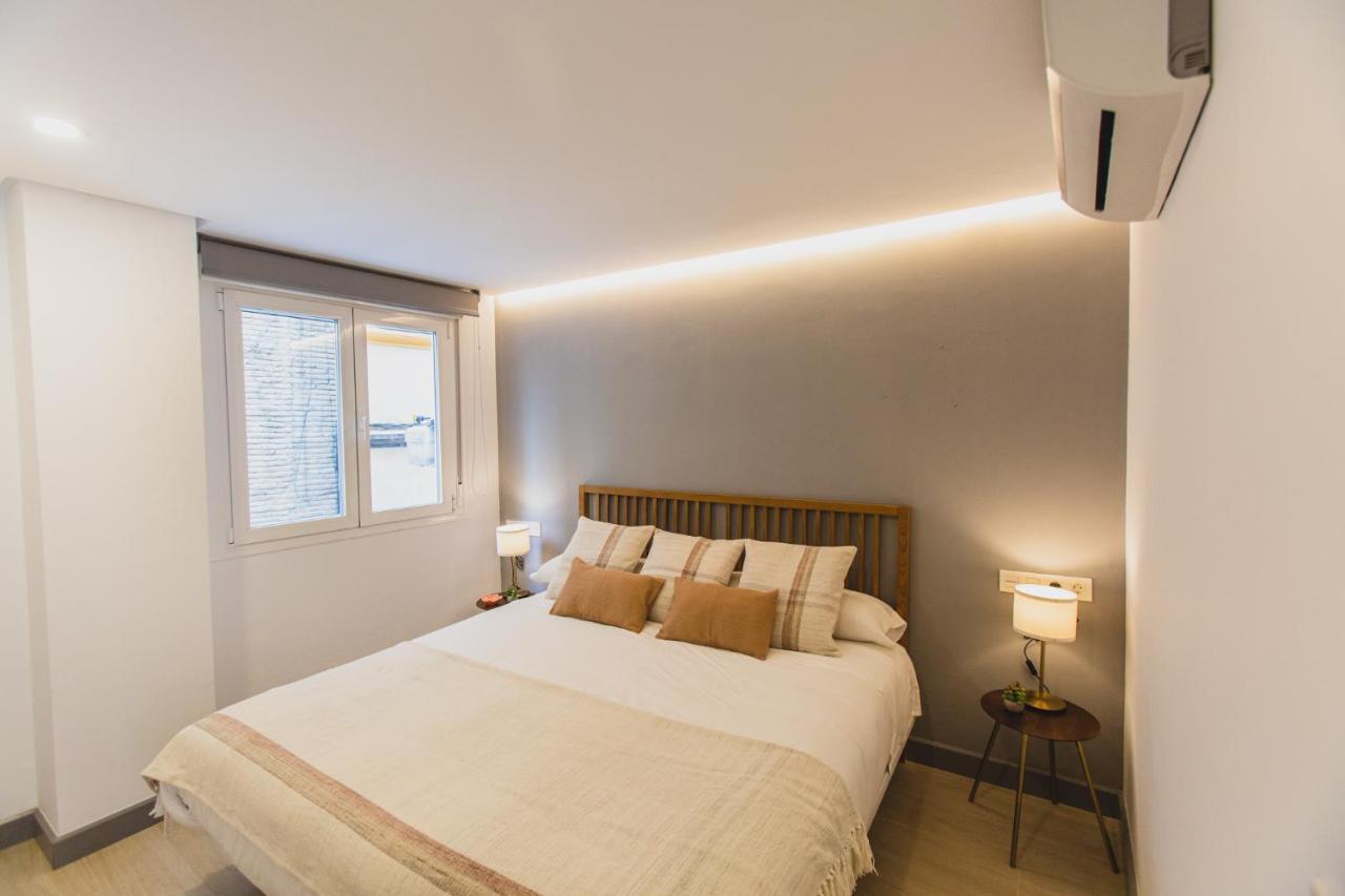 Casa Plaza Salvador Apartment เซบีญา ภายนอก รูปภาพ